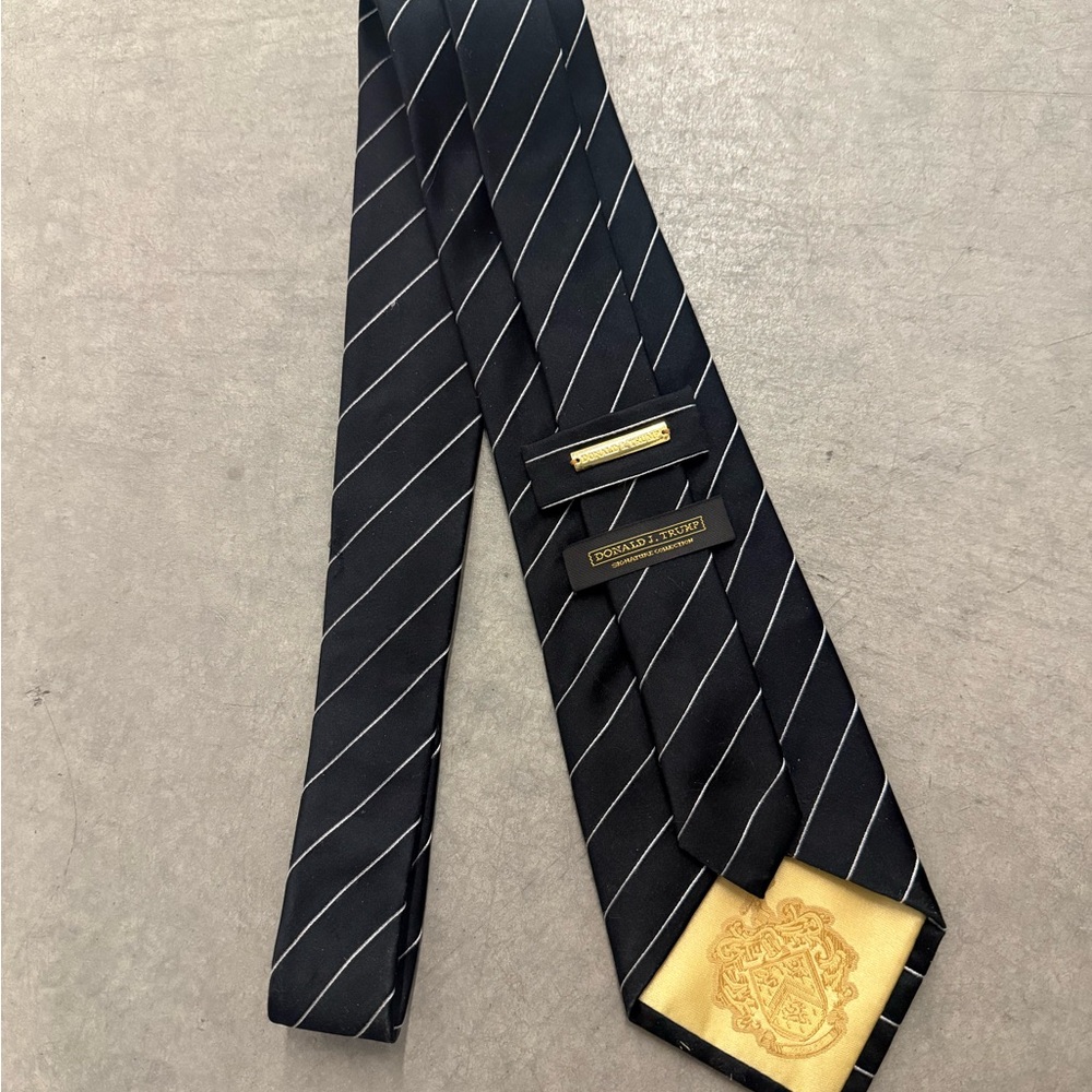 Donald J Trump Signature Tie Collection Black White Stripes 100% Silk